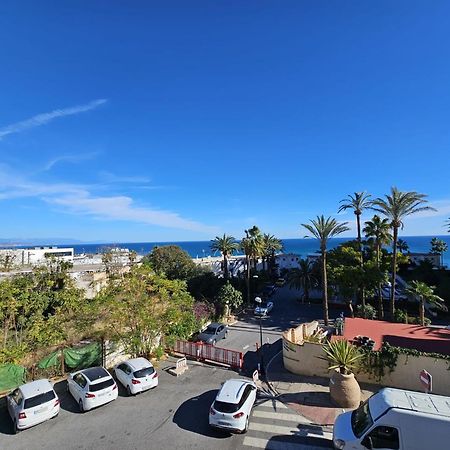 Pueblo Blanco Sea View Apartment By Namaste Elite توريمولينوس المظهر الخارجي الصورة