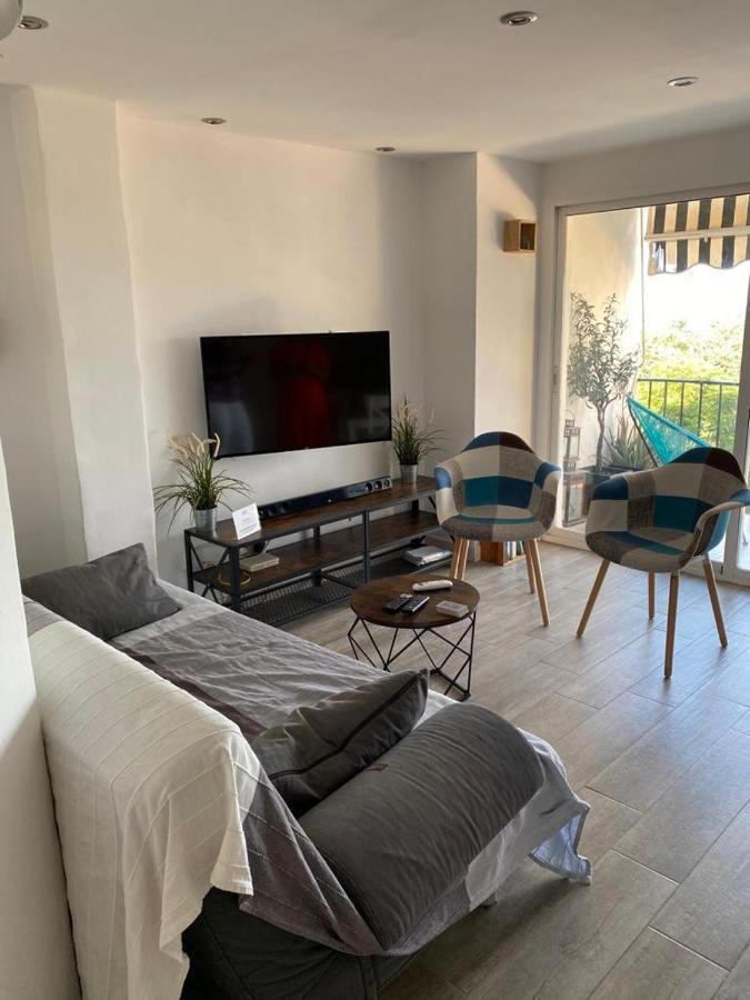 Pueblo Blanco Sea View Apartment By Namaste Elite توريمولينوس المظهر الخارجي الصورة