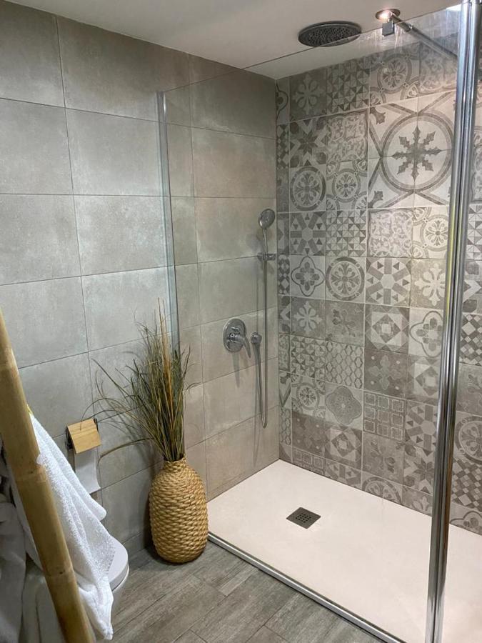 Pueblo Blanco Sea View Apartment By Namaste Elite توريمولينوس المظهر الخارجي الصورة