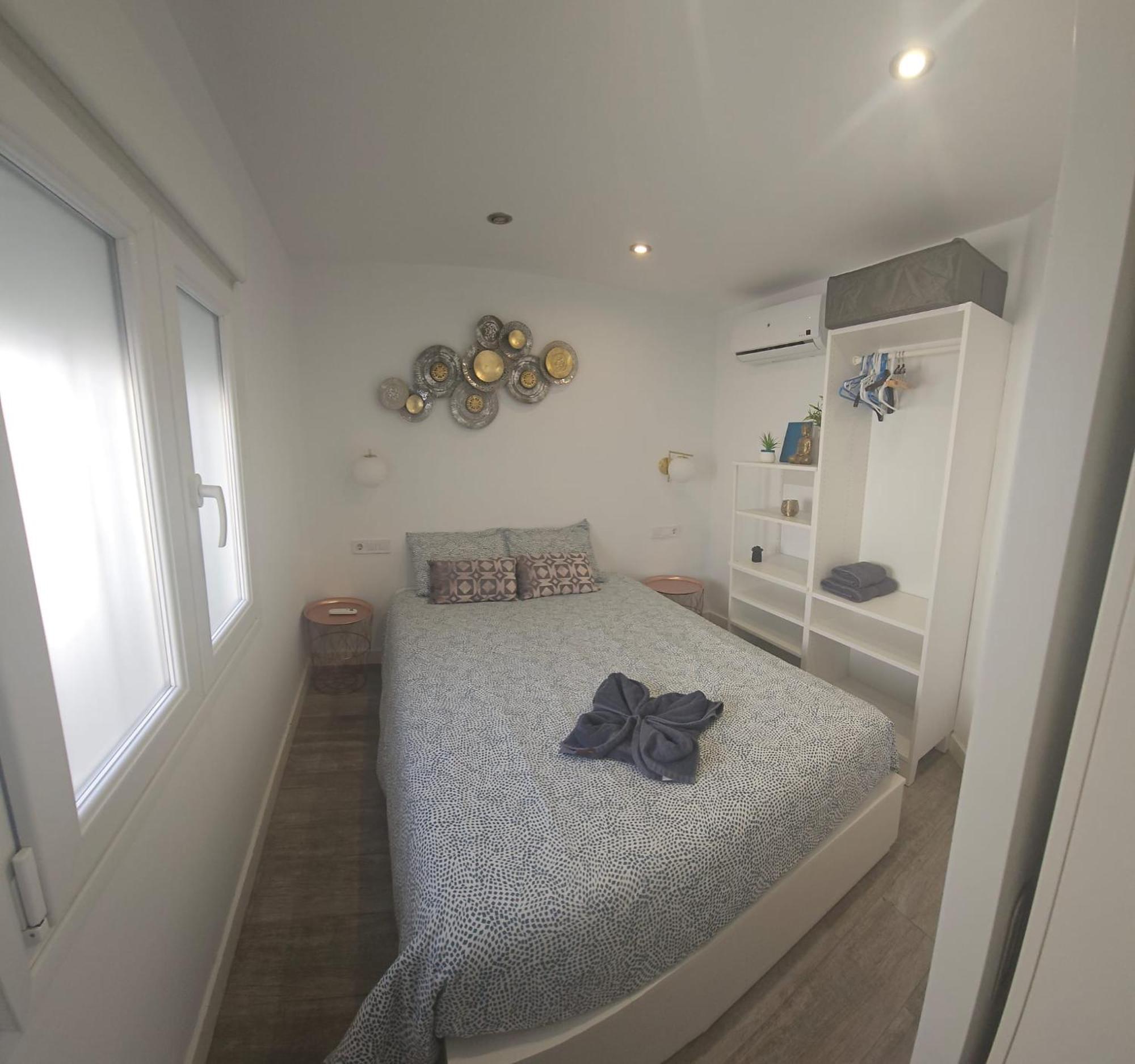 Pueblo Blanco Sea View Apartment By Namaste Elite توريمولينوس المظهر الخارجي الصورة