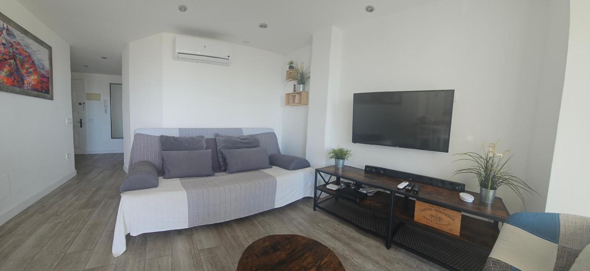 Pueblo Blanco Sea View Apartment By Namaste Elite توريمولينوس المظهر الخارجي الصورة