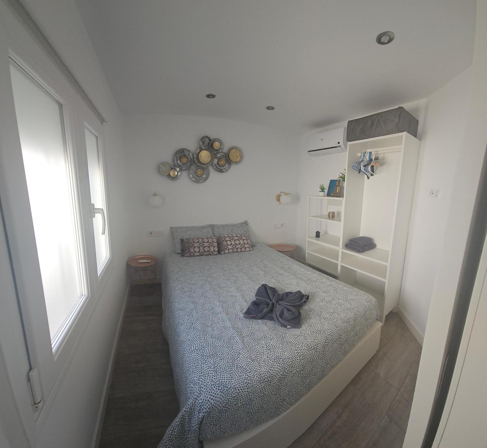 Pueblo Blanco Sea View Apartment By Namaste Elite توريمولينوس المظهر الخارجي الصورة